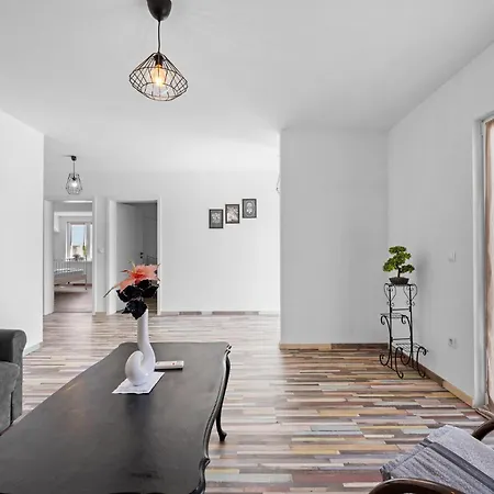 Appartement Cozy In Dragisici With Wifi Mala Cista