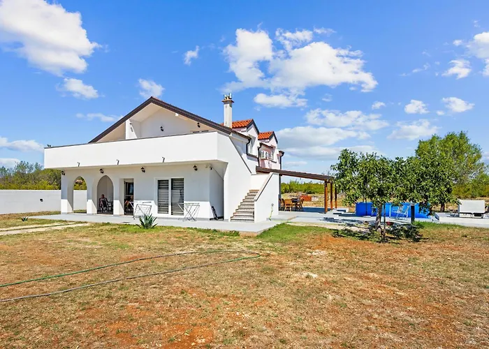 Cozy In Dragisici With Wifi Lejlighed *