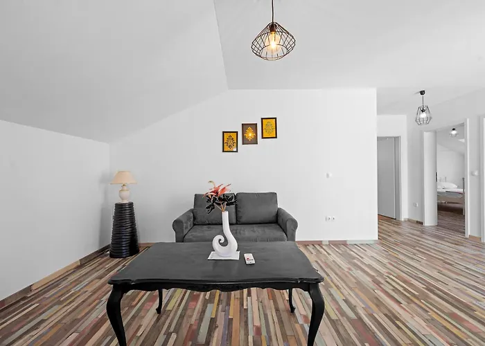 Cozy In Dragisici With Wifi Apartman *